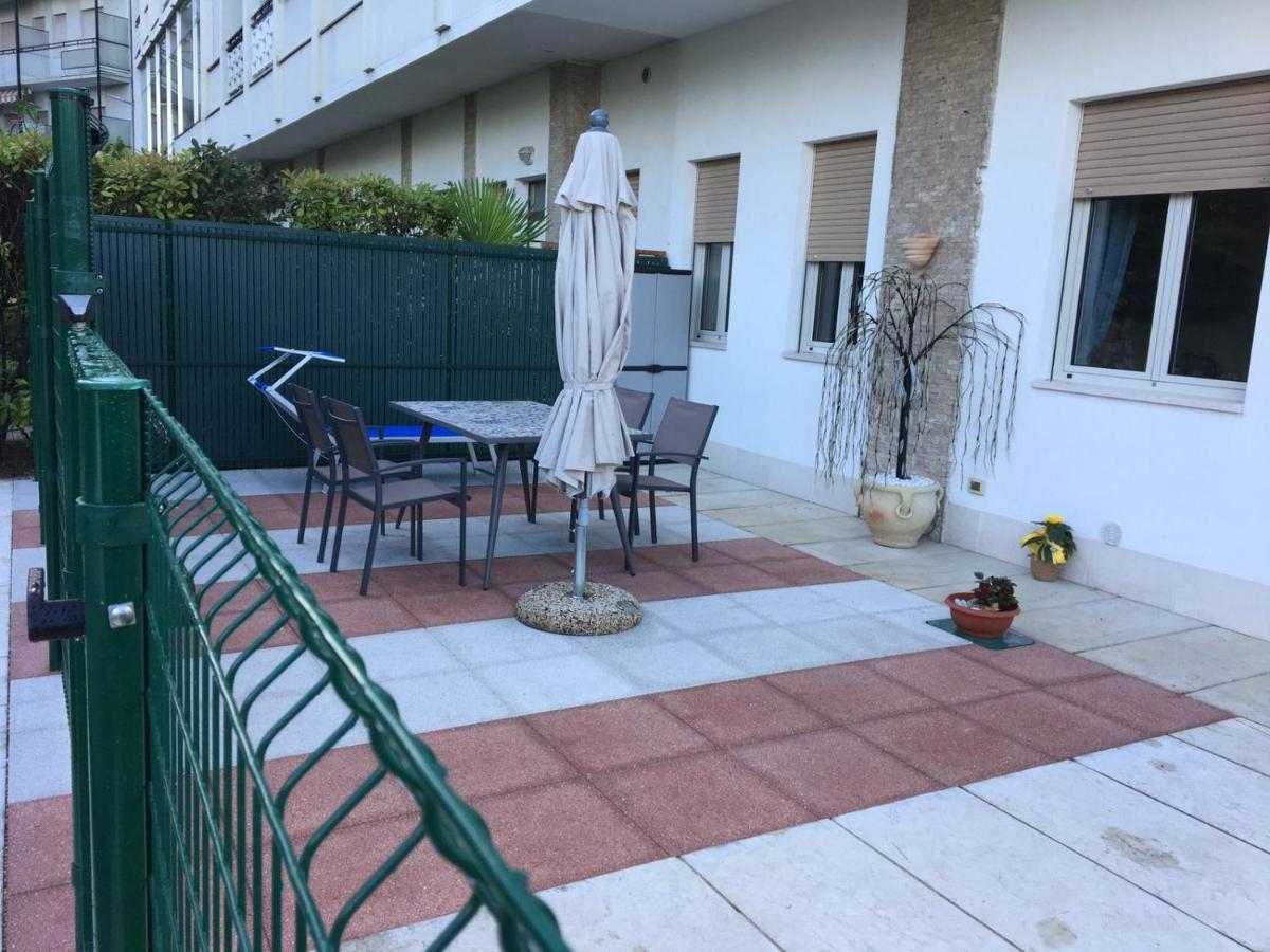 Casa Alice Garda Apartment การ์ดา ภายนอก รูปภาพ